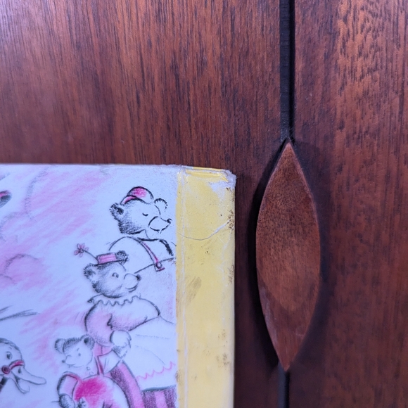 Vintage Little Red Riding Hood Story Book - Picture 3 of 6